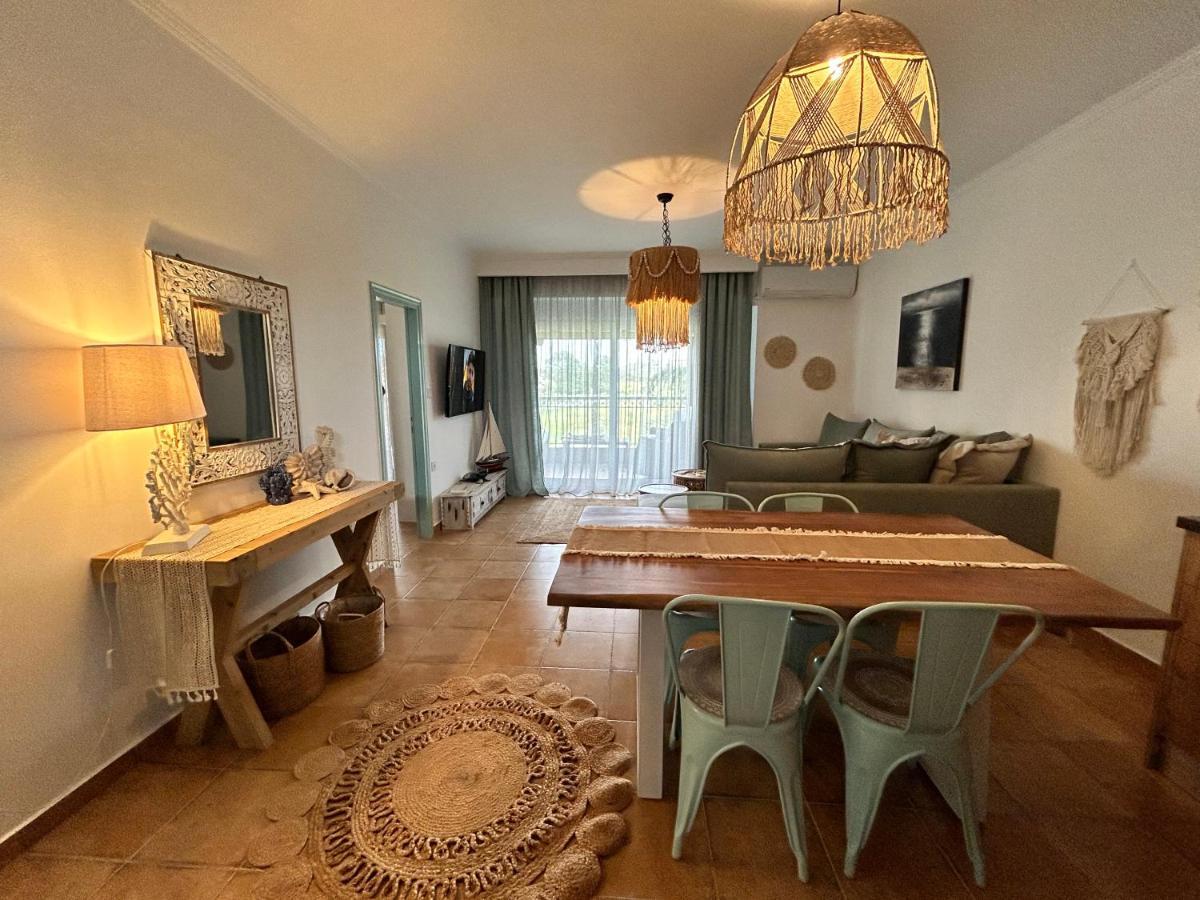 Calliopes By The Sea Boutique Suites Paralia Dionysiou Exteriér fotografie
