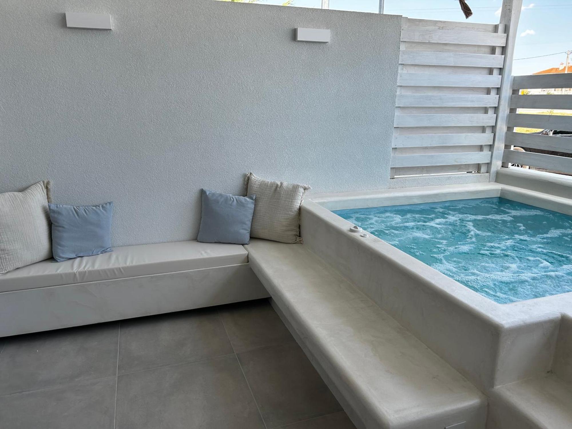 Calliopes By The Sea Boutique Suites Paralia Dionysiou Exteriér fotografie